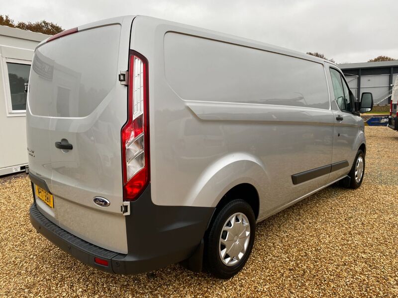 FORD TRANSIT CUSTOM 290 TREND 2.0 130 LWB 2017