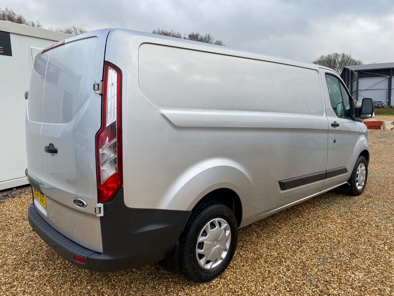 FORD TRANSIT CUSTOM 290 TREND 2.0 130 LWB 2017