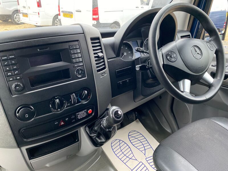 MERCEDES-BENZ SPRINTER 313 2.1 CDI 130 2015