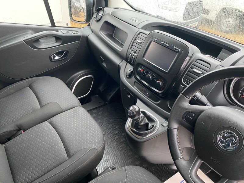 VAUXHALL VIVARO L1H1 2700 SPORTIVE 1.6 CDTI 120 SWB 2018