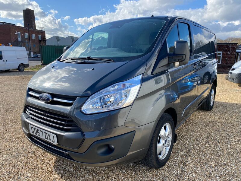 FORD TRANSIT CUSTOM 270 LIMITED 2.0 130 SWB 2017