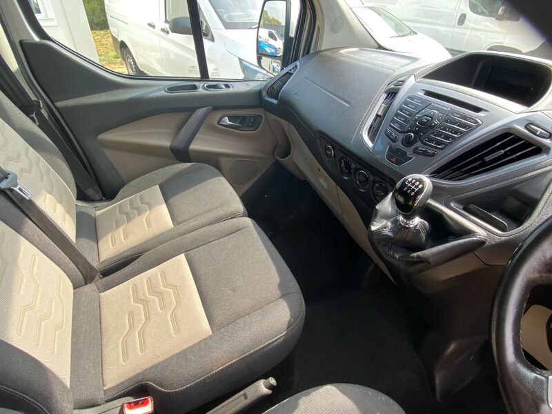 FORD TRANSIT CUSTOM 290 LIMITED 2.0 170 CREWCAB 2018