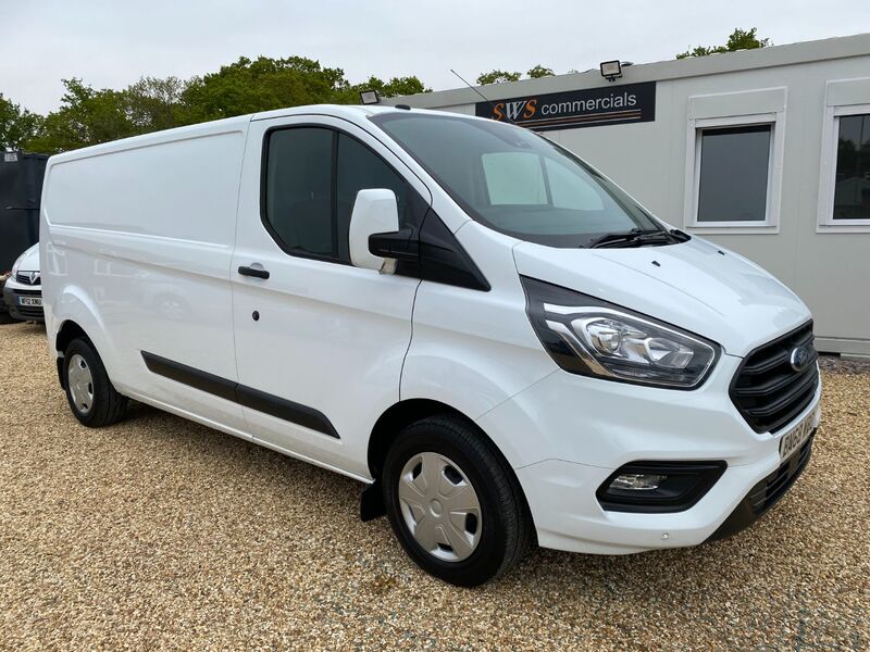 FORD TRANSIT CUSTOM 300 TREND 2.0 105 LWB 2018