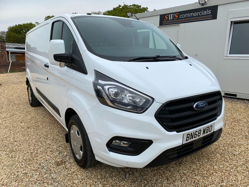 FORD TRANSIT CUSTOM 300 TREND 2.0 105 LWB 2018