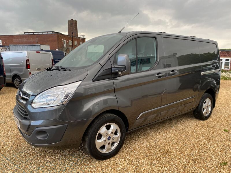 FORD TRANSIT CUSTOM 270 LIMITED 2.0 130 SWB 2018