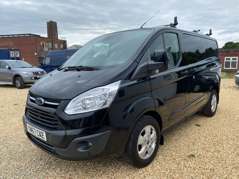 FORD TRANSIT CUSTOM 270 LIMITED 2.0 130 SWB 2017