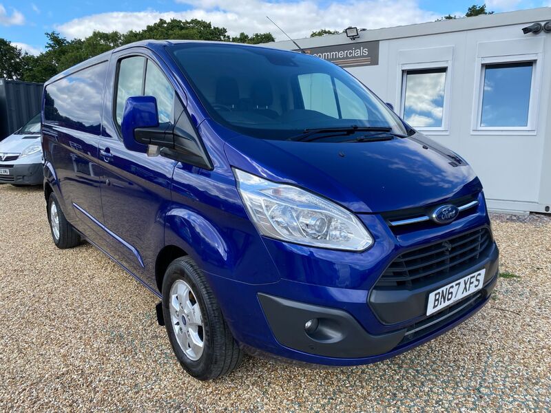 FORD TRANSIT CUSTOM 290 LIMITED 2.0 130 LWB 2017