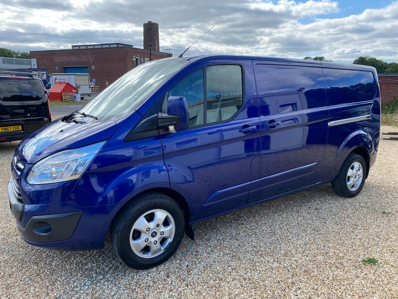 FORD TRANSIT CUSTOM 290 LIMITED 2.0 130 LWB 2017