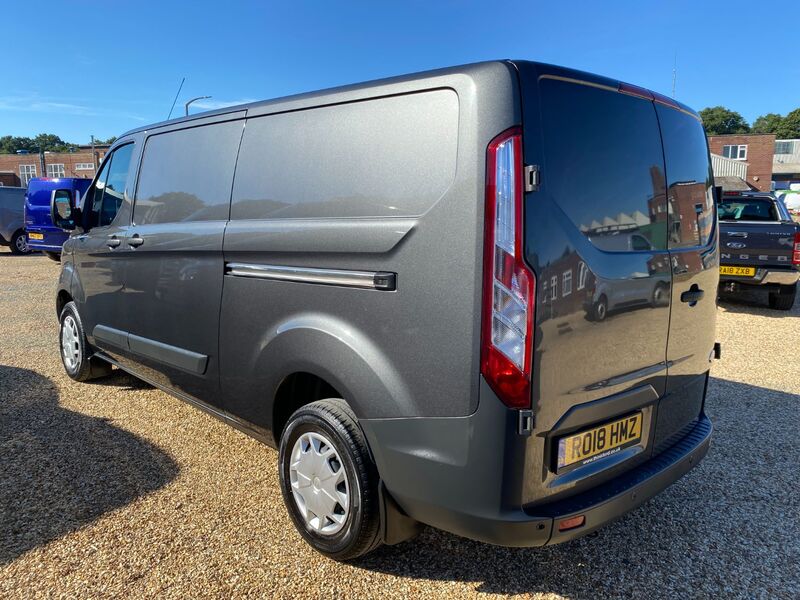 FORD TRANSIT CUSTOM 290 TREND 2.0 130 LWB 2018