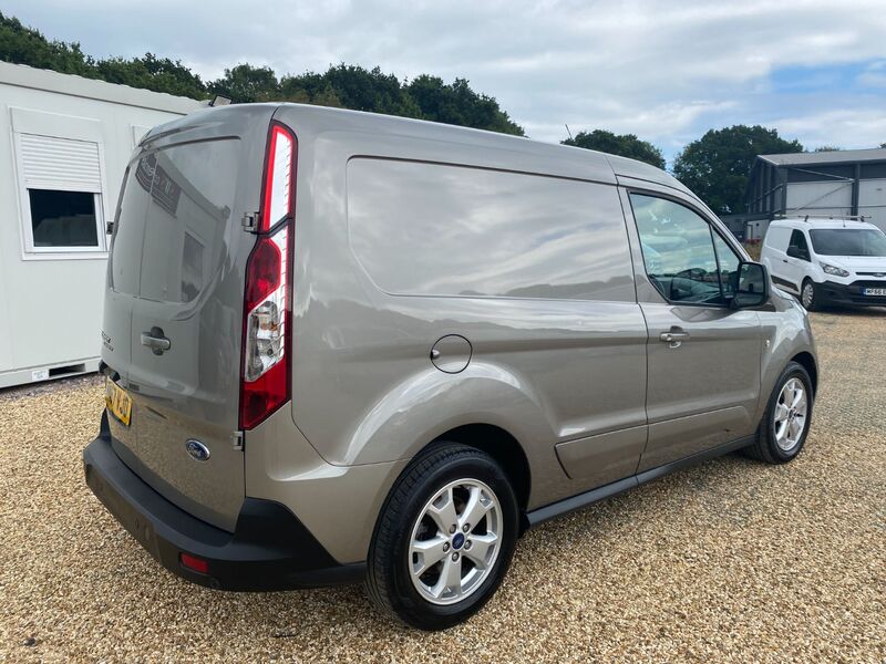 FORD TRANSIT CONNECT 200 LIMITED 1.5 120 L1 2018