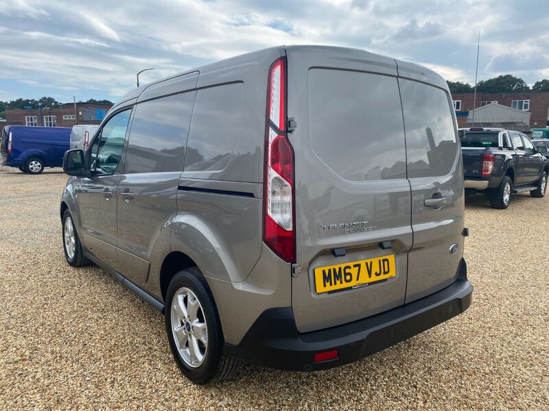 FORD TRANSIT CONNECT 200 LIMITED 1.5 120 L1 2018