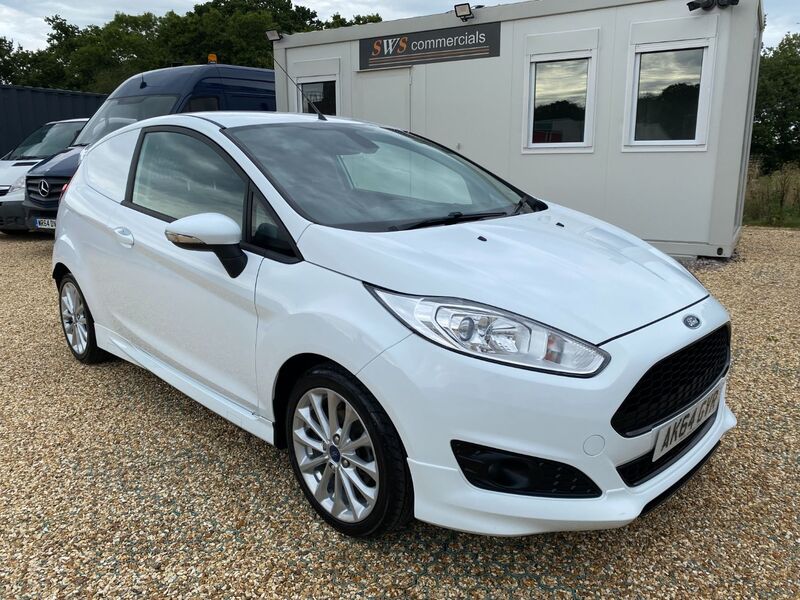 FORD FIESTA VAN SPORT VAN 1.6 TDCI 2014