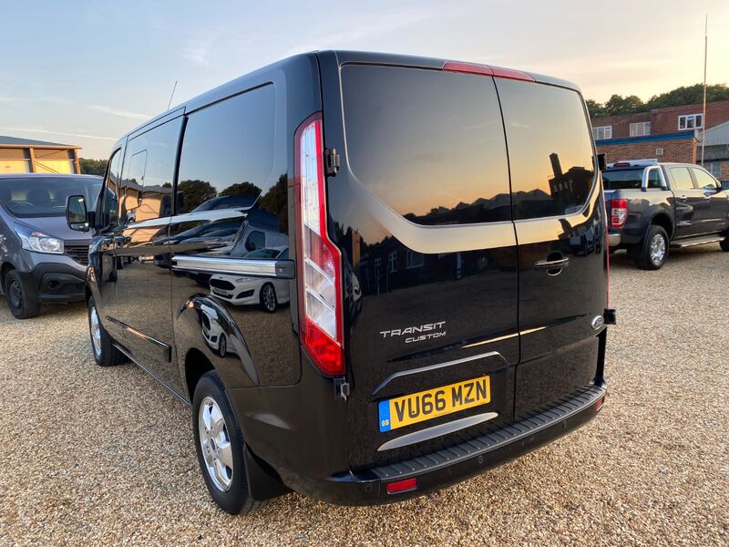 FORD TRANSIT CUSTOM 290 LIMITED 2.0 130 CREWCAB 2017