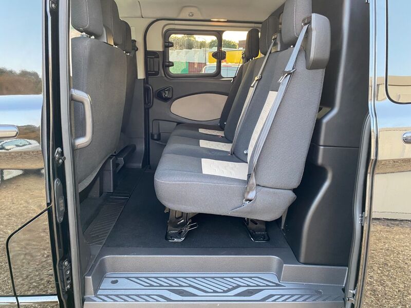 FORD TRANSIT CUSTOM 290 LIMITED 2.0 130 CREWCAB 2017