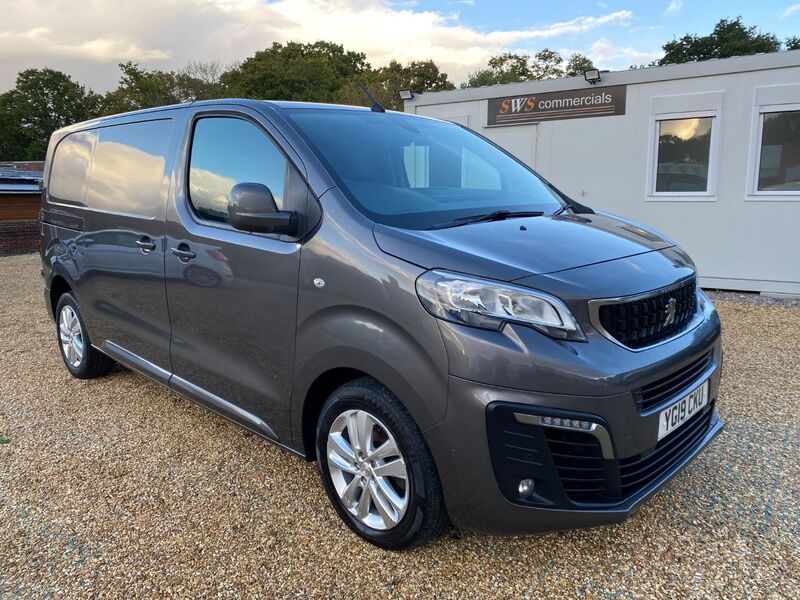 PEUGEOT EXPERT BLUE 2.0 HDI PROFESSIONAL PLUS 120 MWB 2019