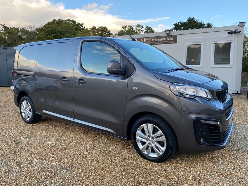 PEUGEOT EXPERT BLUE 2.0 HDI PROFESSIONAL PLUS 120 MWB 2019