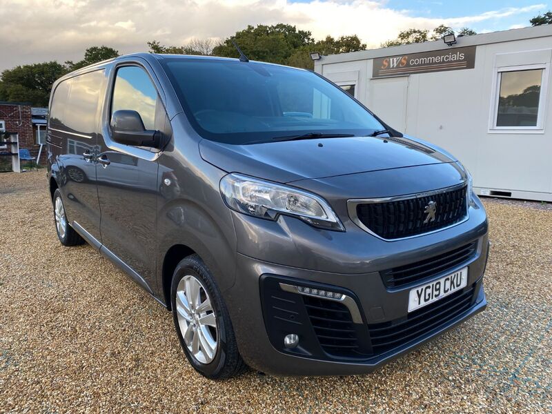 PEUGEOT EXPERT BLUE 2.0 HDI PROFESSIONAL PLUS 120 MWB 2019