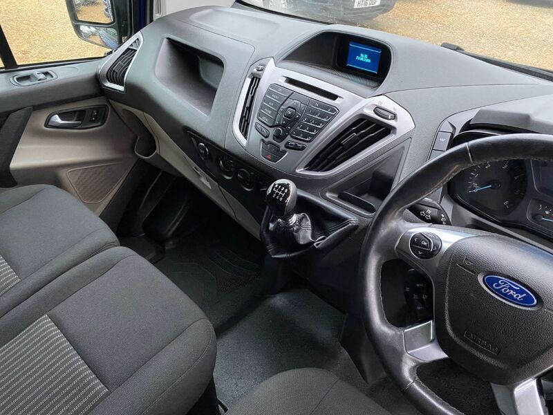 FORD TRANSIT CUSTOM 290 TREND CREWCAB 2.2 LWB 2015