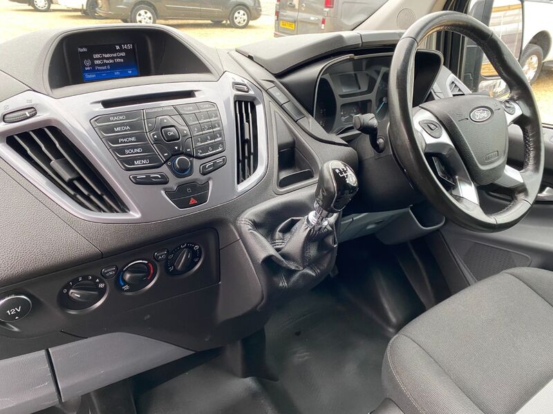 FORD TRANSIT CUSTOM 290 LIMITED 2.0 130 L1 SWB 2017