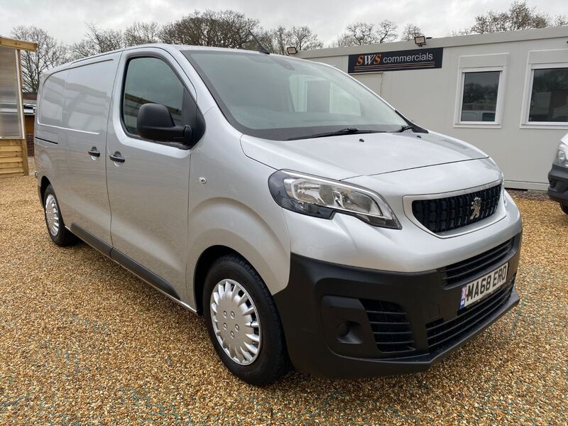 PEUGEOT EXPERT BLUE 1.6 HDI 115 PROFESSIONAL MWB L2H1 2018