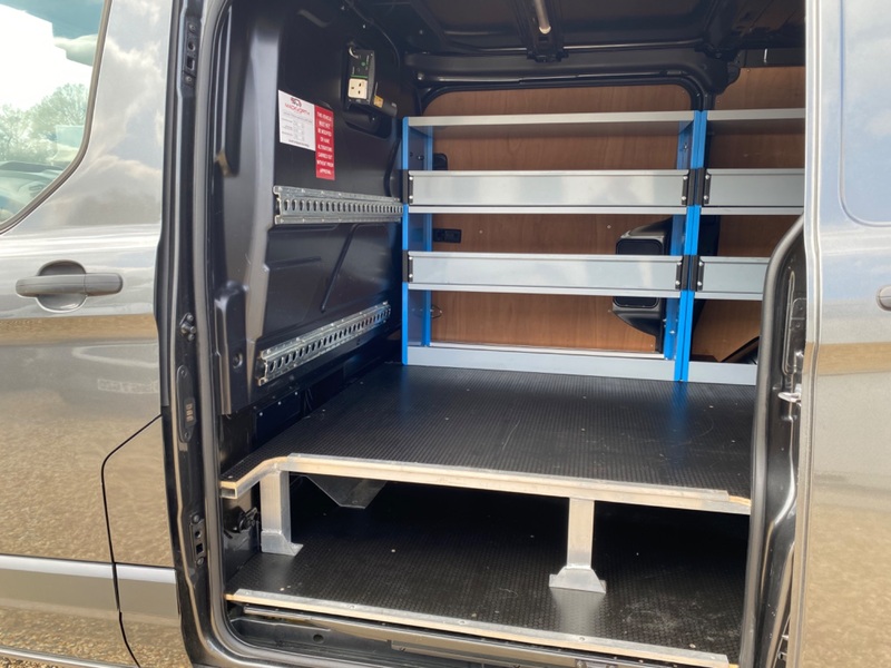 FORD TRANSIT CUSTOM 270 2.0 SWB L1H1 2017