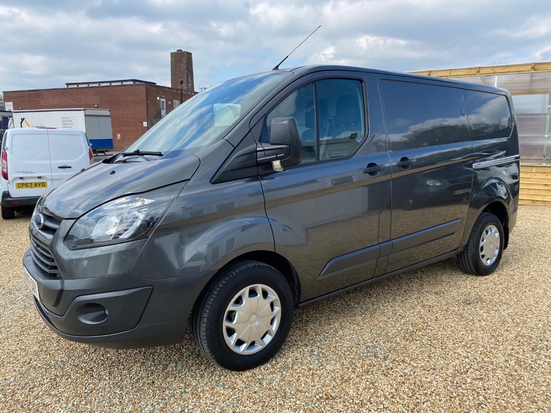 FORD TRANSIT CUSTOM 270 2.0 SWB L1H1 2017