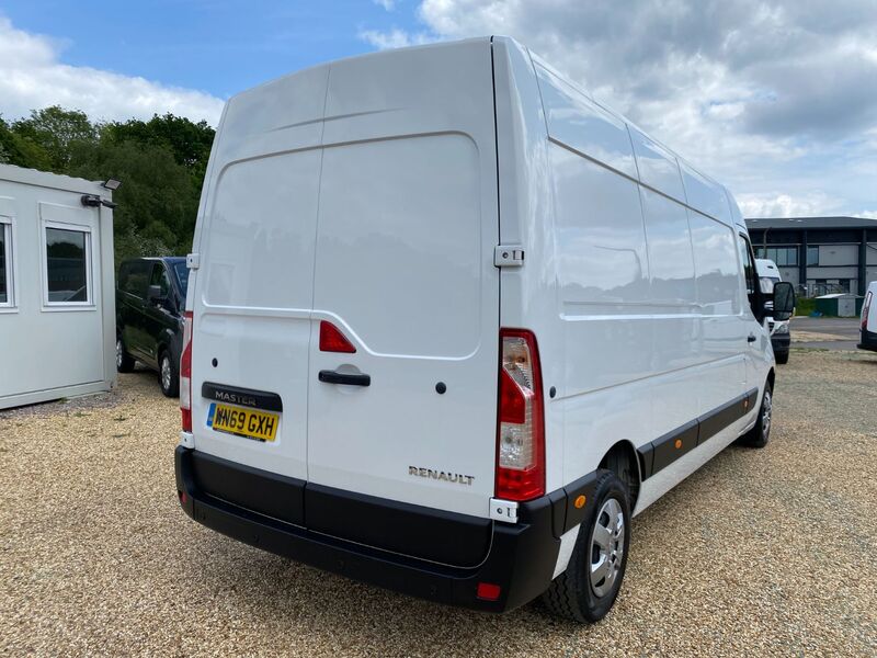 RENAULT MASTER LM35 BUSINESS PLUS 2.3 DCI 130 LWB 2019