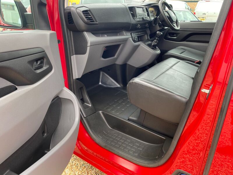 VAUXHALL VIVARO L2H1 3100 EDITION CREW CAB 2020