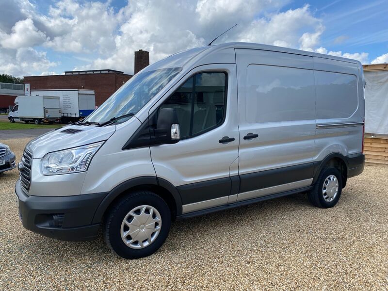 FORD TRANSIT 350 TREND 2.0 130 FWD MWB L2 H2 2017