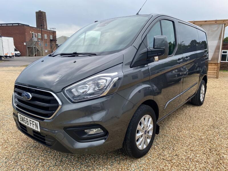 FORD TRANSIT CUSTOM 280 LIMITED 2.0 130 SWB 2018